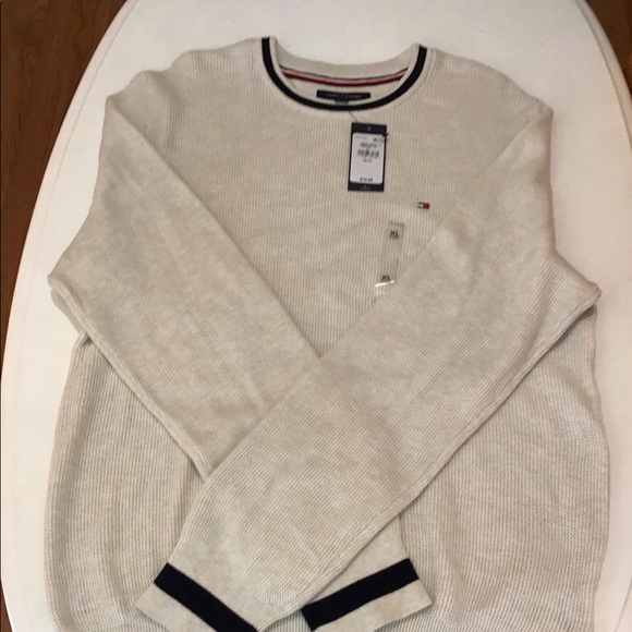 NWT, Tommy Hilfiger Men’s Sweater Size XL. - Picture 6 of 8